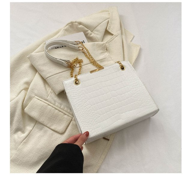 Elegant Retro PU Leather Crossbody - Versatile 2026 Fashion Statement