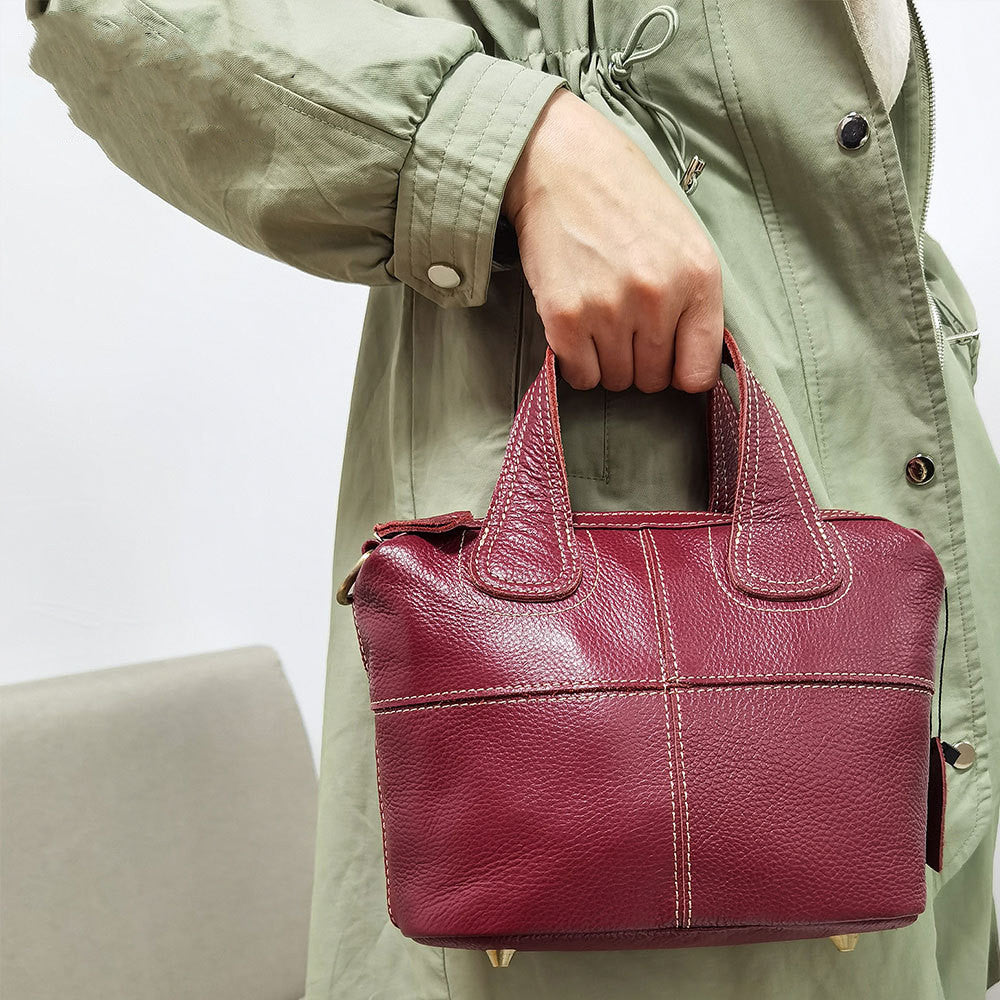 Ladies One Shoulder Leather Messenger Bag