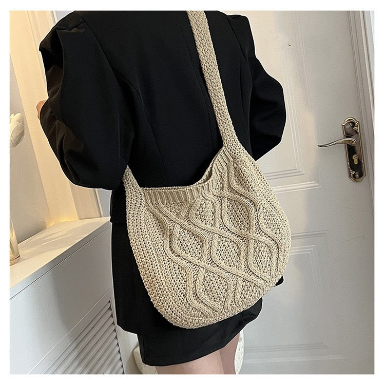 Fashionista's Crochet Carryall - Spacious Women's Bag