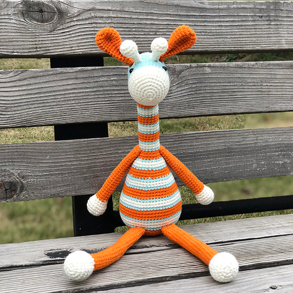 CHIKO PIKO DIY Crochet Giraffe Kit with Yarn & Tutorial